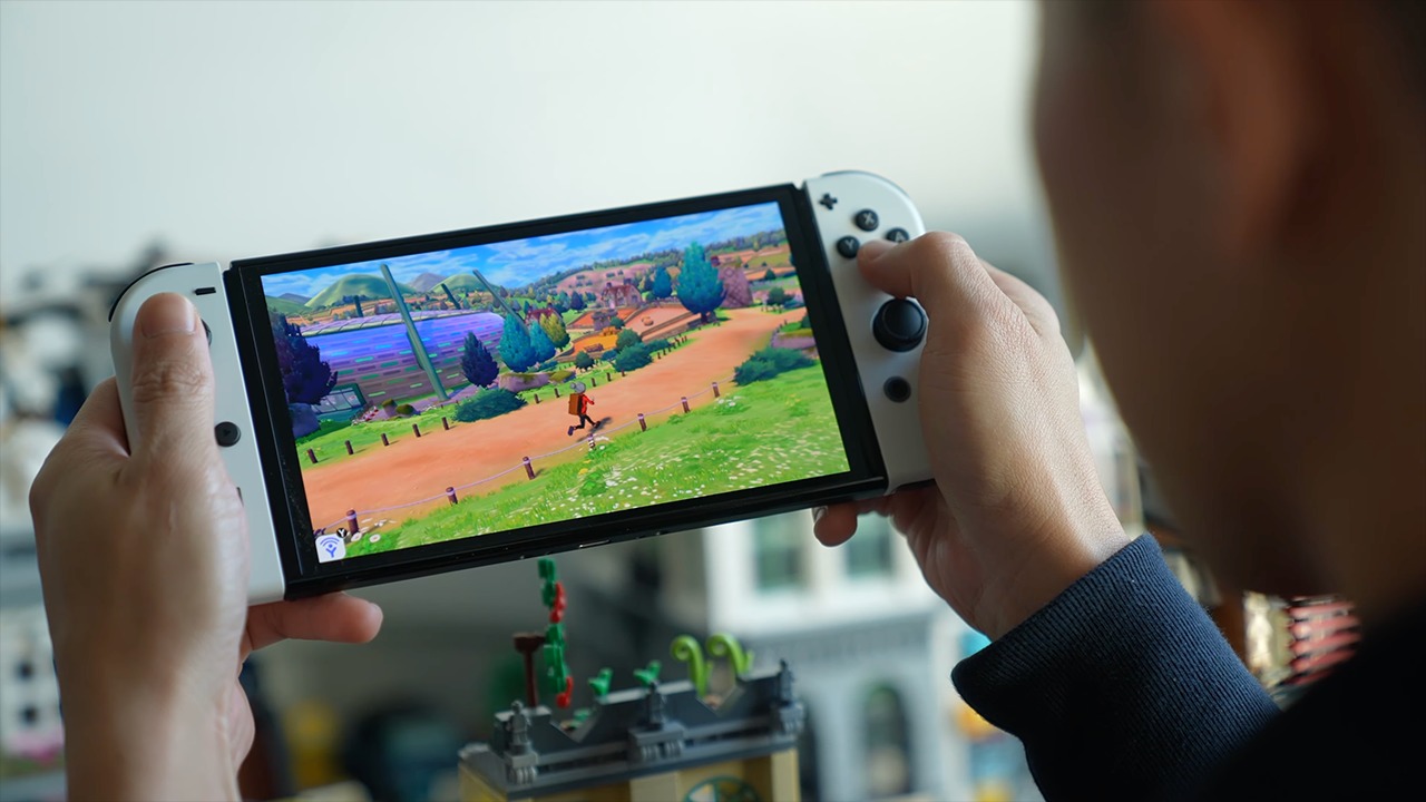 Nintendo Switch trở thành máy chơi game bán chạy thứ ba trong lịch sử