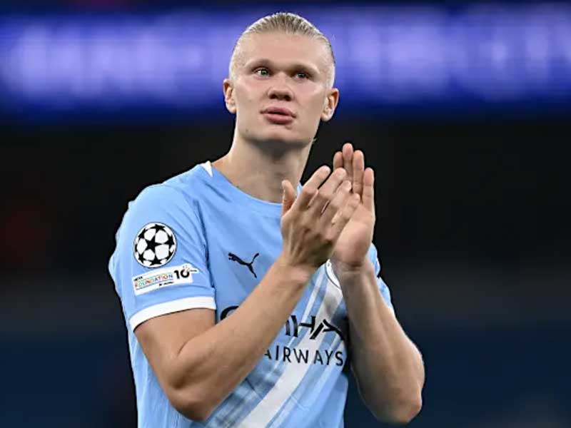 Erling Haaland là một tiền đạo cắm hiện đại
